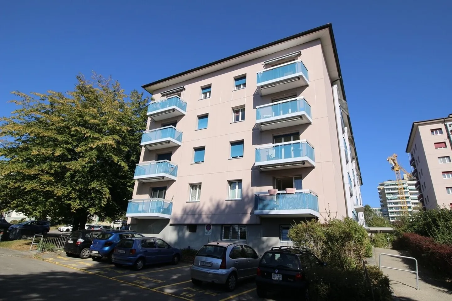 Charming accommodation very well located and completely renovated - Photo 2 of 2