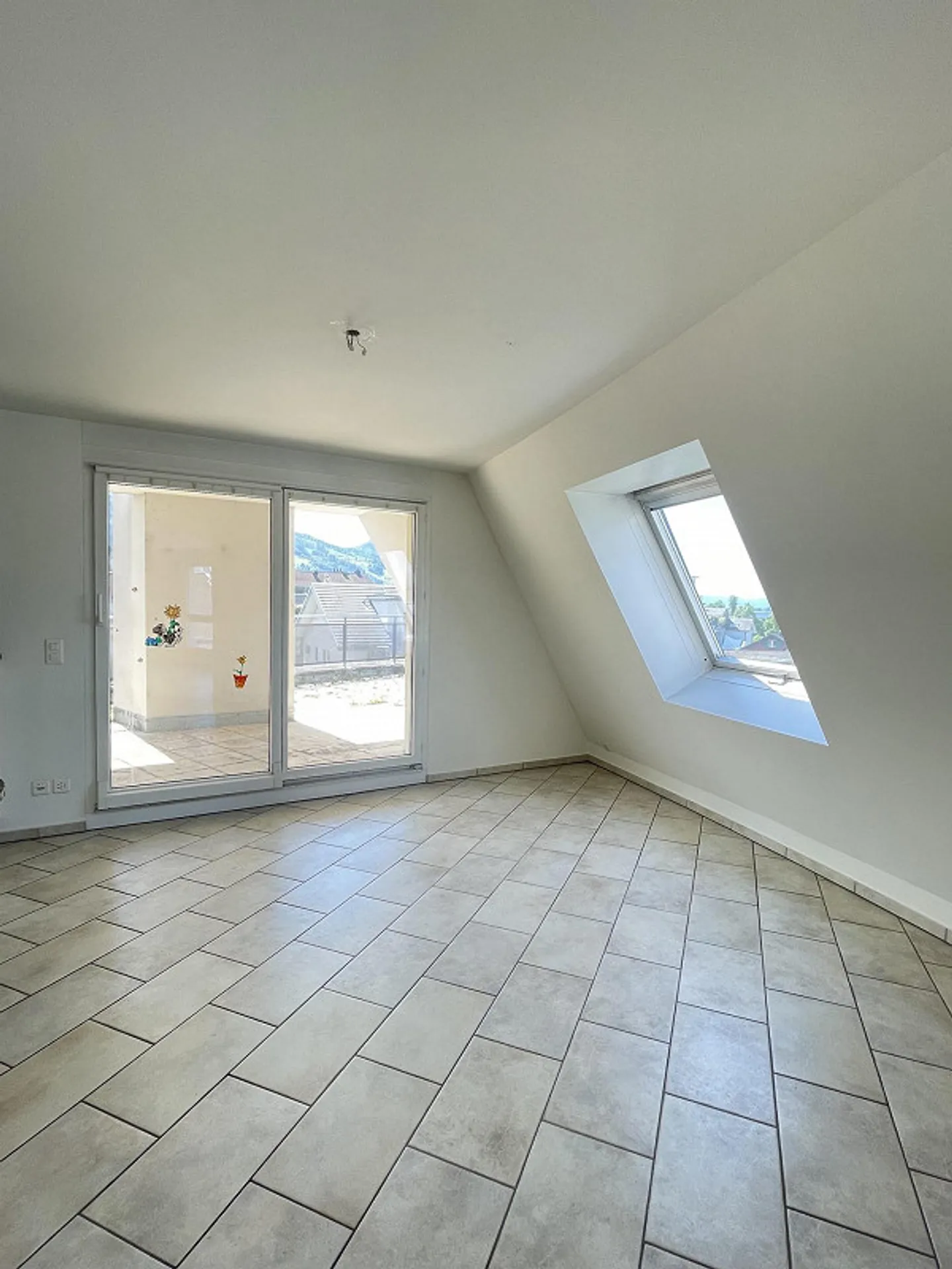 Esclusivo attico con terrazza sul tetto privata - Foto 5 di 24