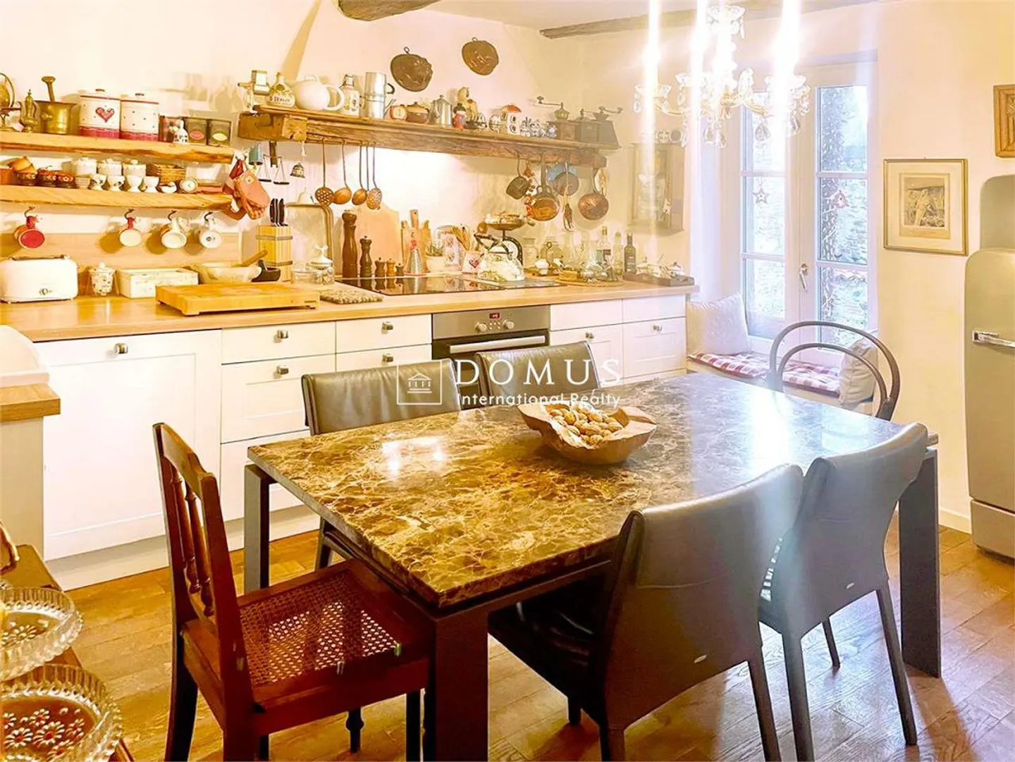 Affascinante casa ticinese a Caslano - Foto 3 di 9