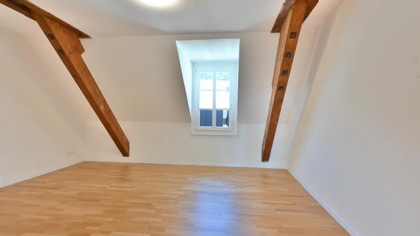 Charmante Dachwohnung in Bad Zurzach - Foto 4 von 11