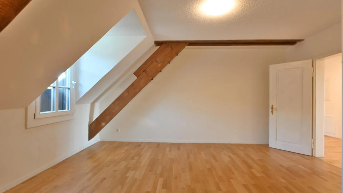 Charmante Dachwohnung in Bad Zurzach - Foto 5 von 11