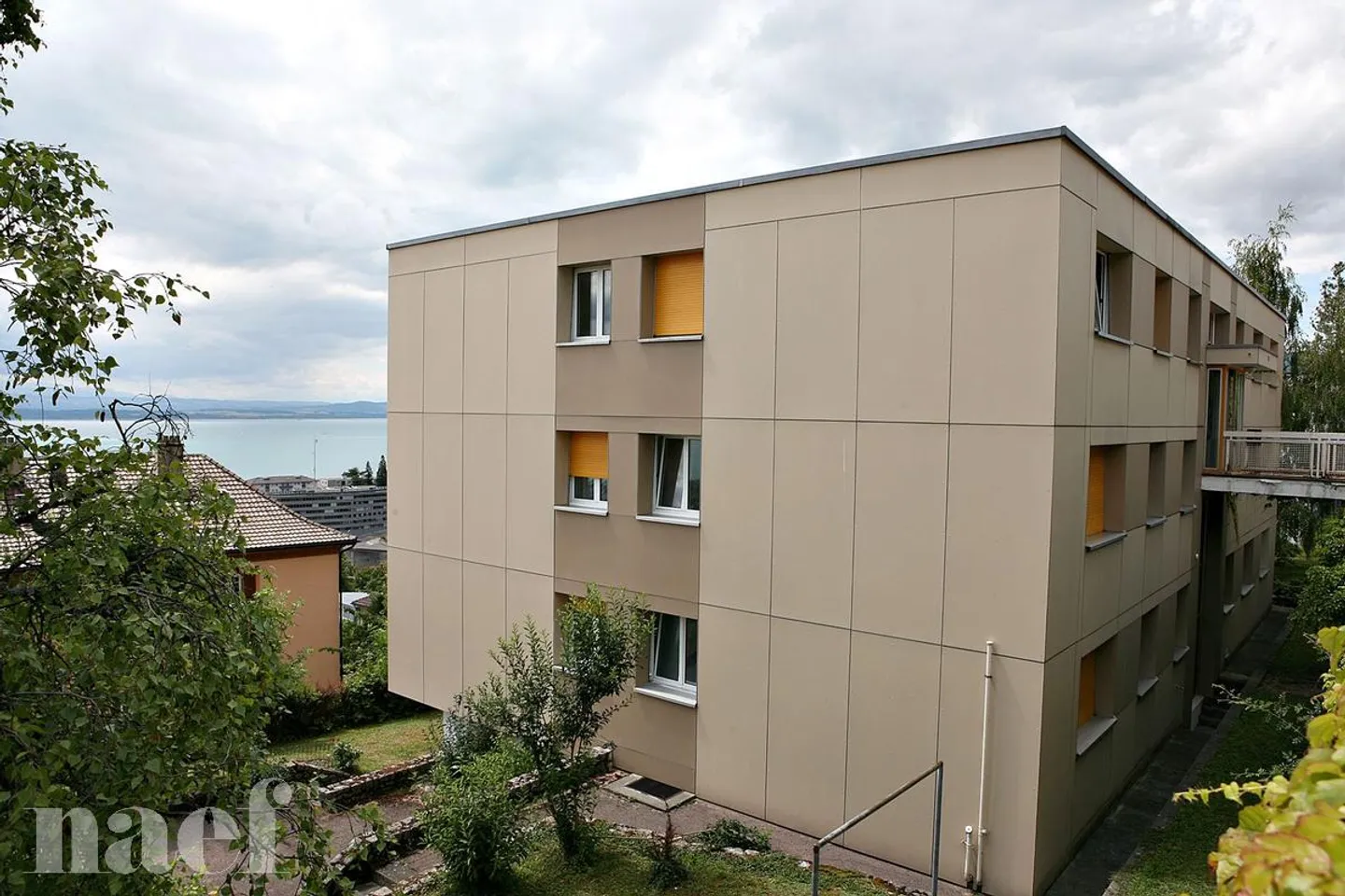 2-room apartment - Photo 1 of 3