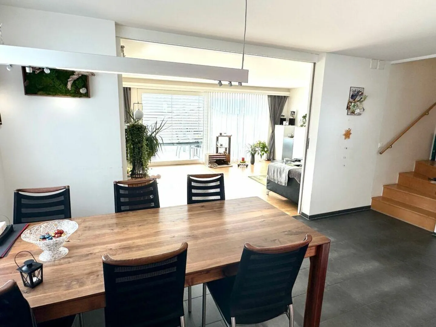 Casa bifamiliare moderna e soleggiata di 5,5 stanze a Oberhofen - Foto 5 di 15