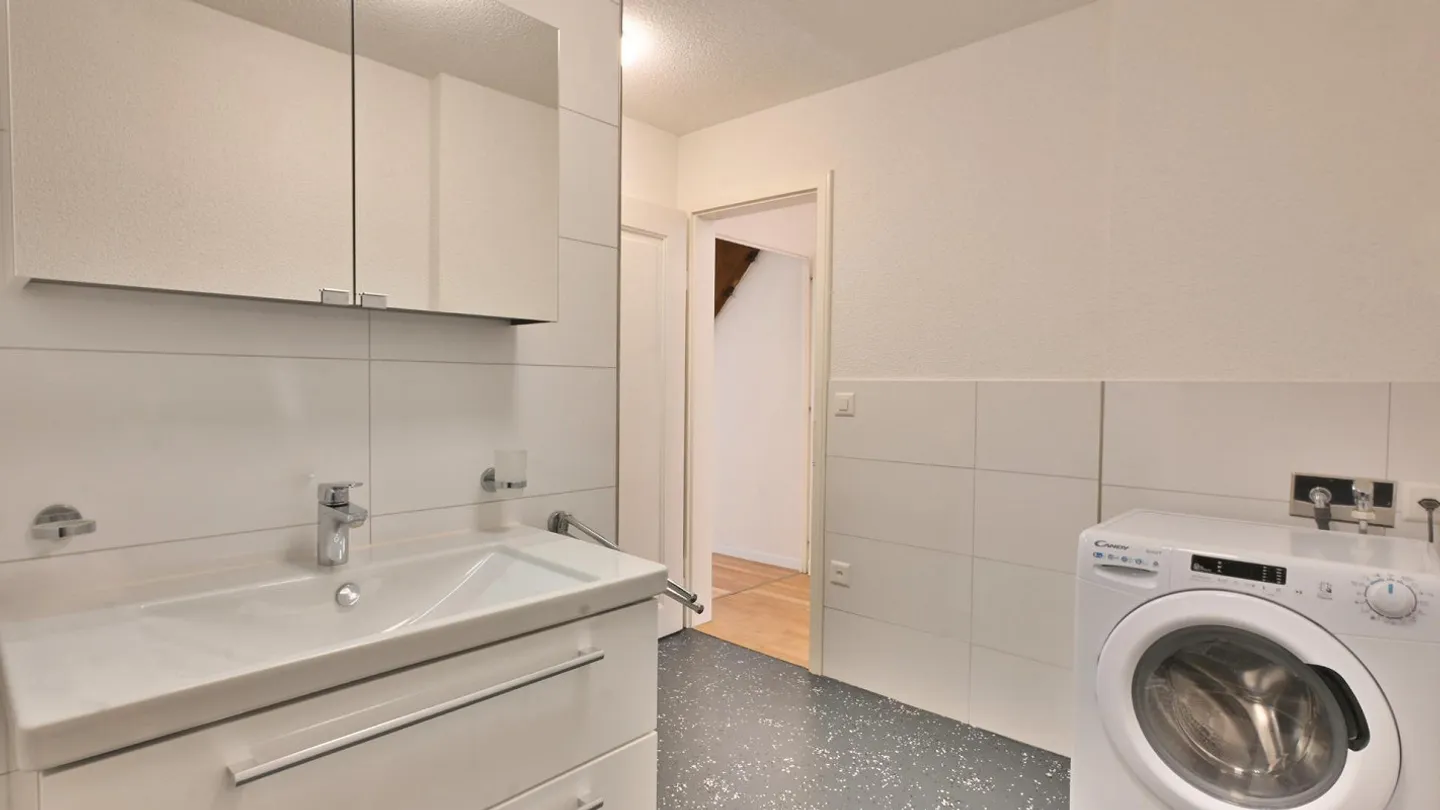 Charmante Dachwohnung in Bad Zurzach - Foto 8 von 11