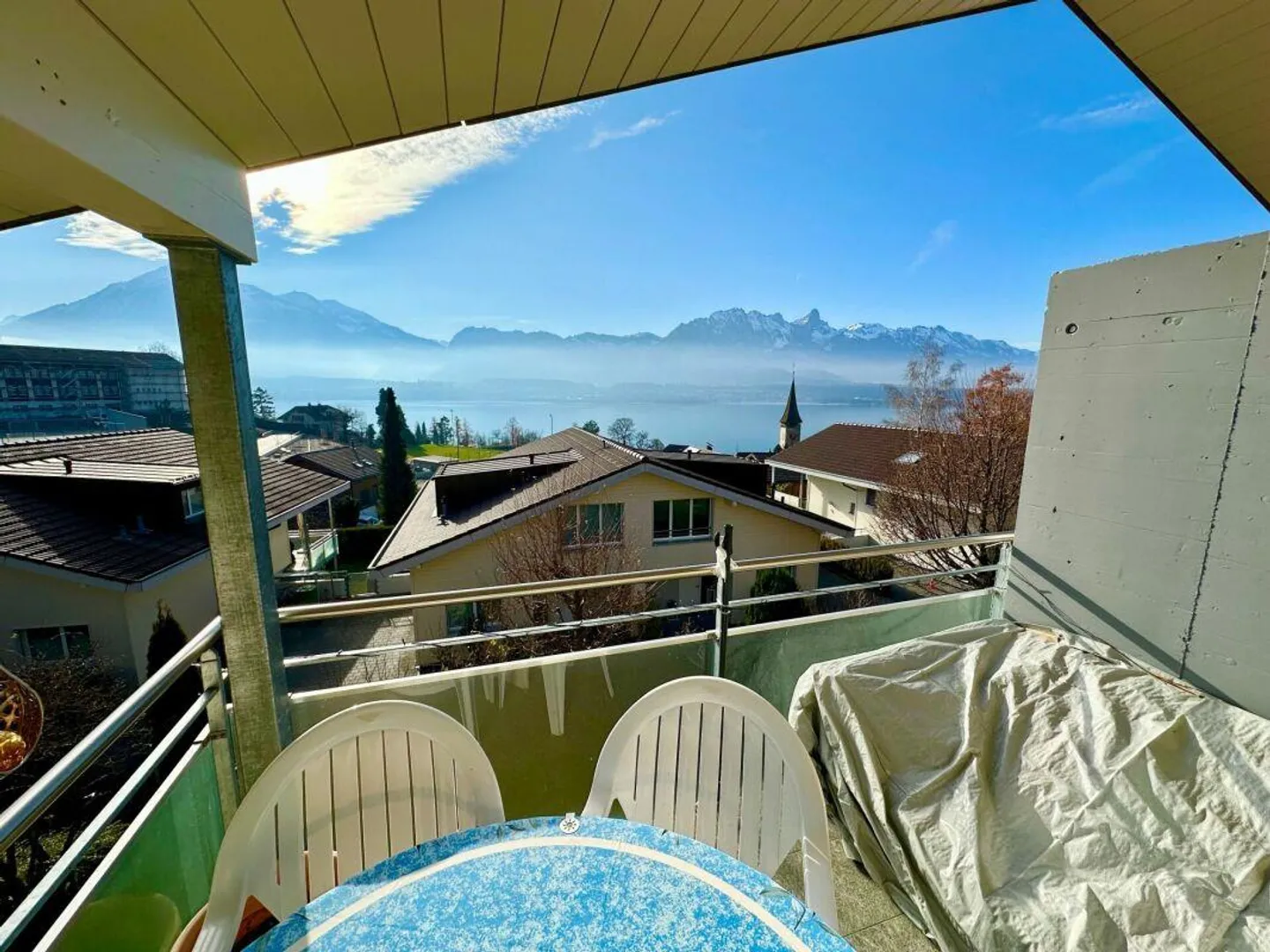 Casa bifamiliare moderna e soleggiata di 5,5 stanze a Oberhofen - Foto 11 di 15