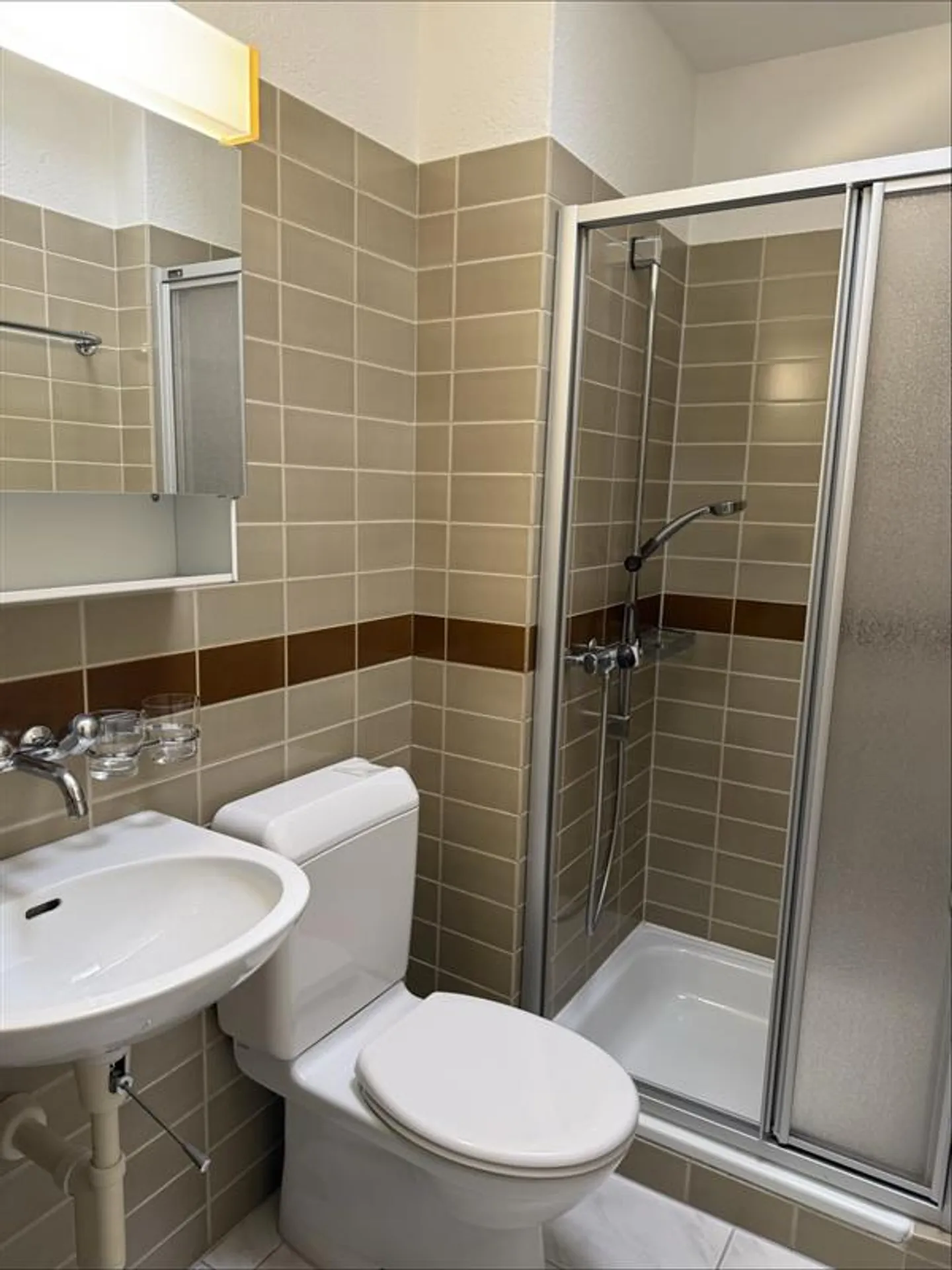 Helle 3.5-Zimmer-Attika-Wohnung an beliebter Lage - Foto 5 von 6