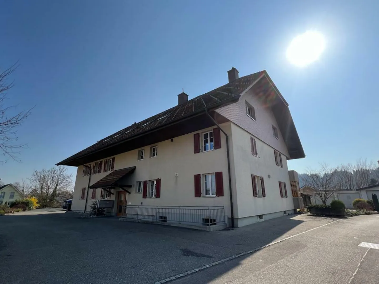 Casa plurifamiliare attraente - Foto 2 di 14