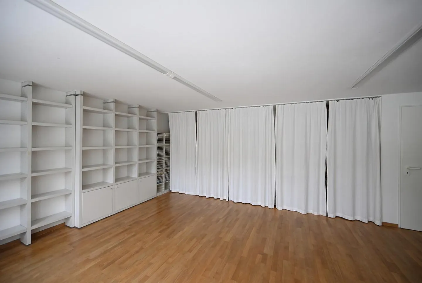 RAFFINÉ. MODERNE. VUE PANORAMIQUE. - Photo 12 sur 12