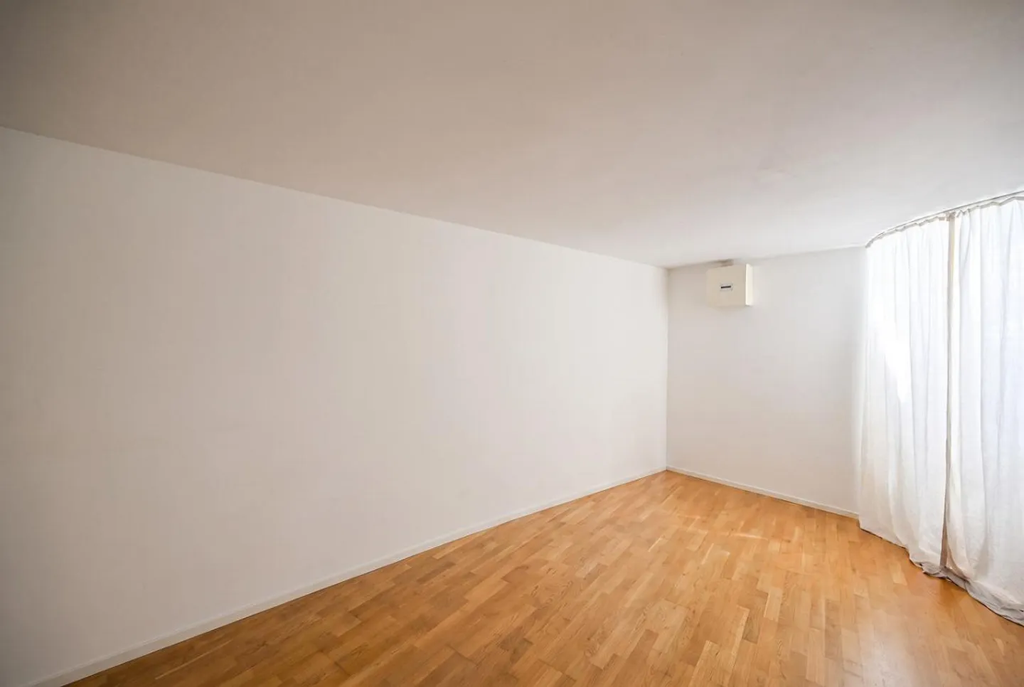 RAFFINÉ. MODERNE. VUE PANORAMIQUE. - Photo 10 sur 12