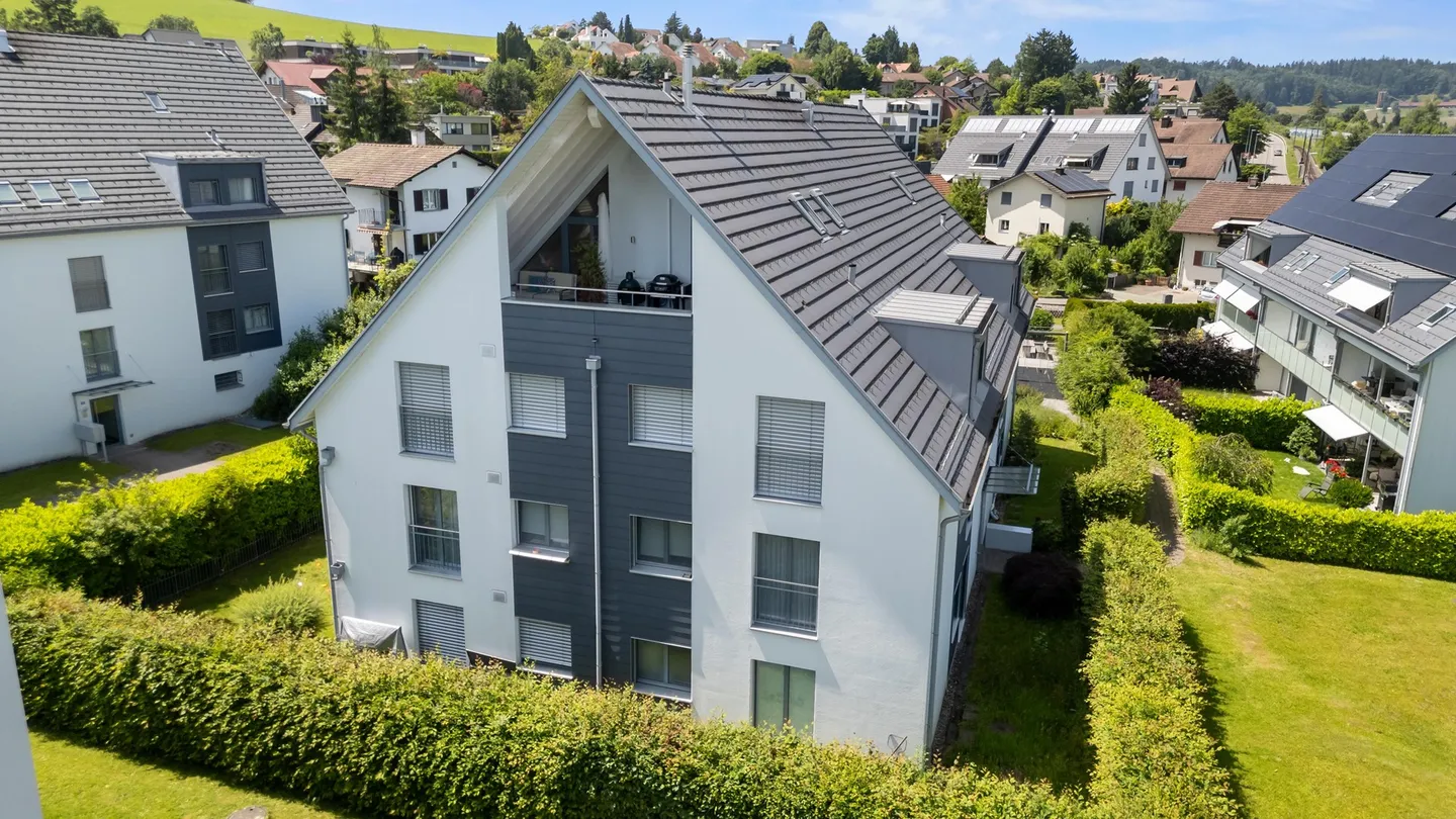 Exclusive living – 3.5-room apartment with private lift access - Photo 11 of 13