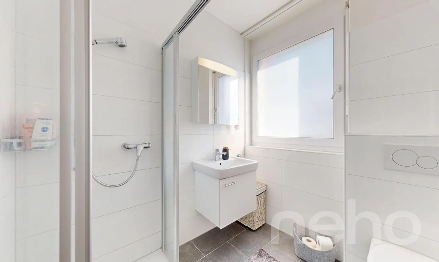 Stylish 3.5-room apartment in Lengwil - Photo 9 of 11