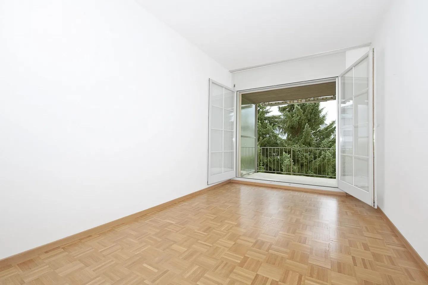 Appartamento 2.5 locali con area giardino - Foto 5 di 6