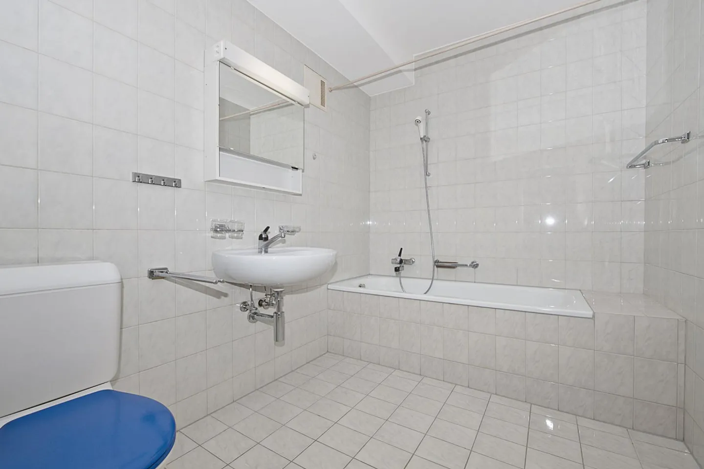 Appartamento 2.5 locali con area giardino - Foto 6 di 6