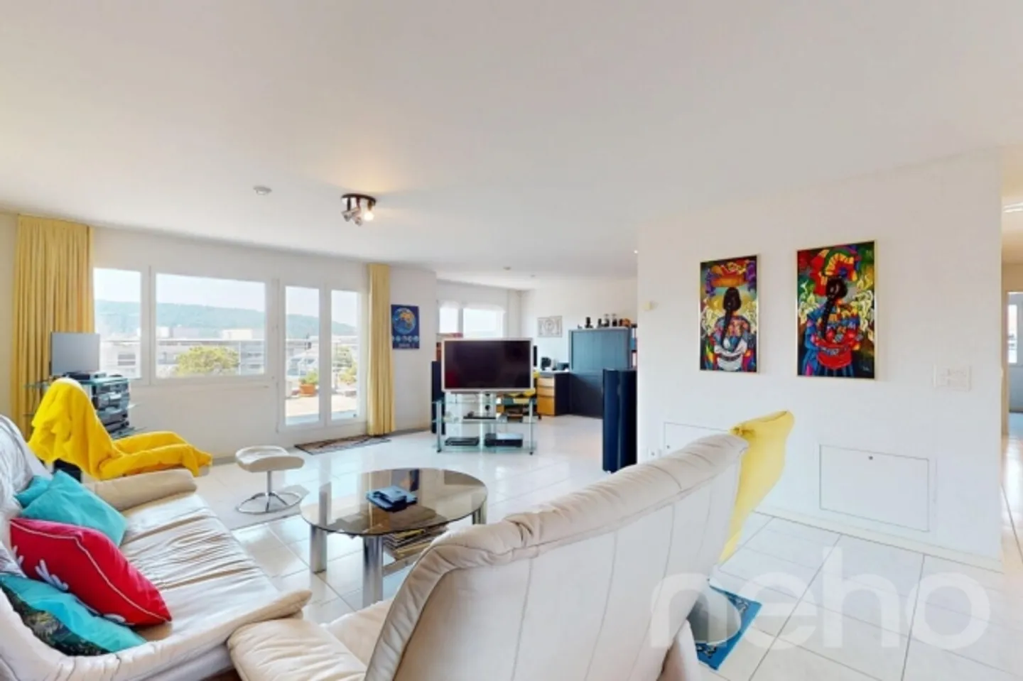 Appartement penthouse attrayant de 3,5 pièces - Photo 3 sur 10