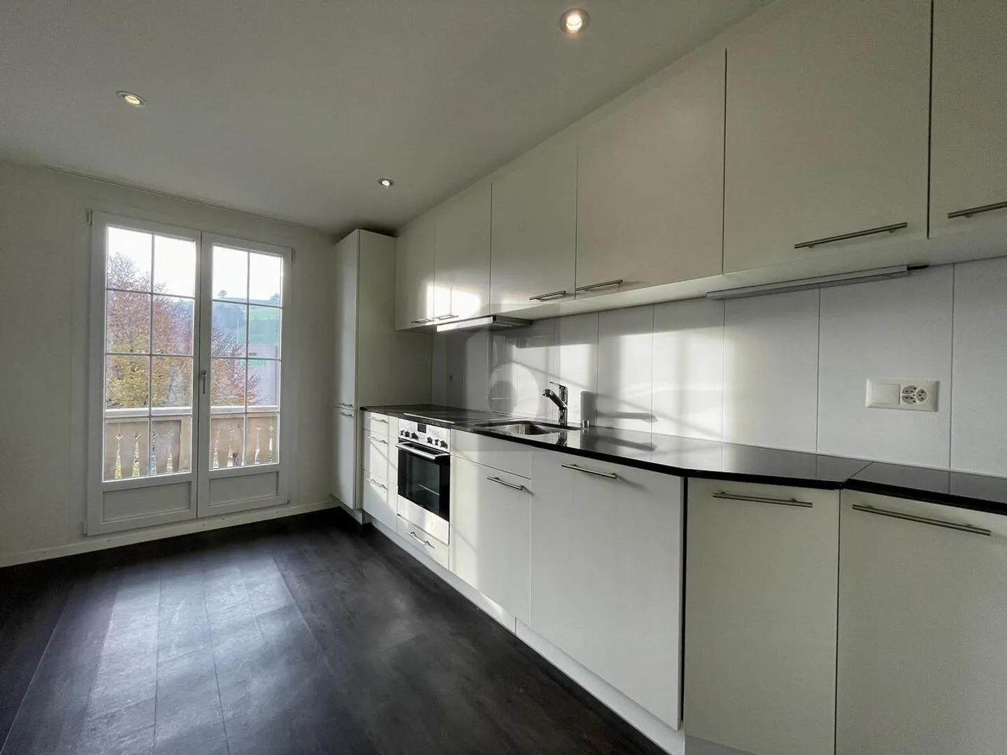 AM BAHNHOF ENTLEBUCH MIT STARKER RENDITE - Foto 2 von 6