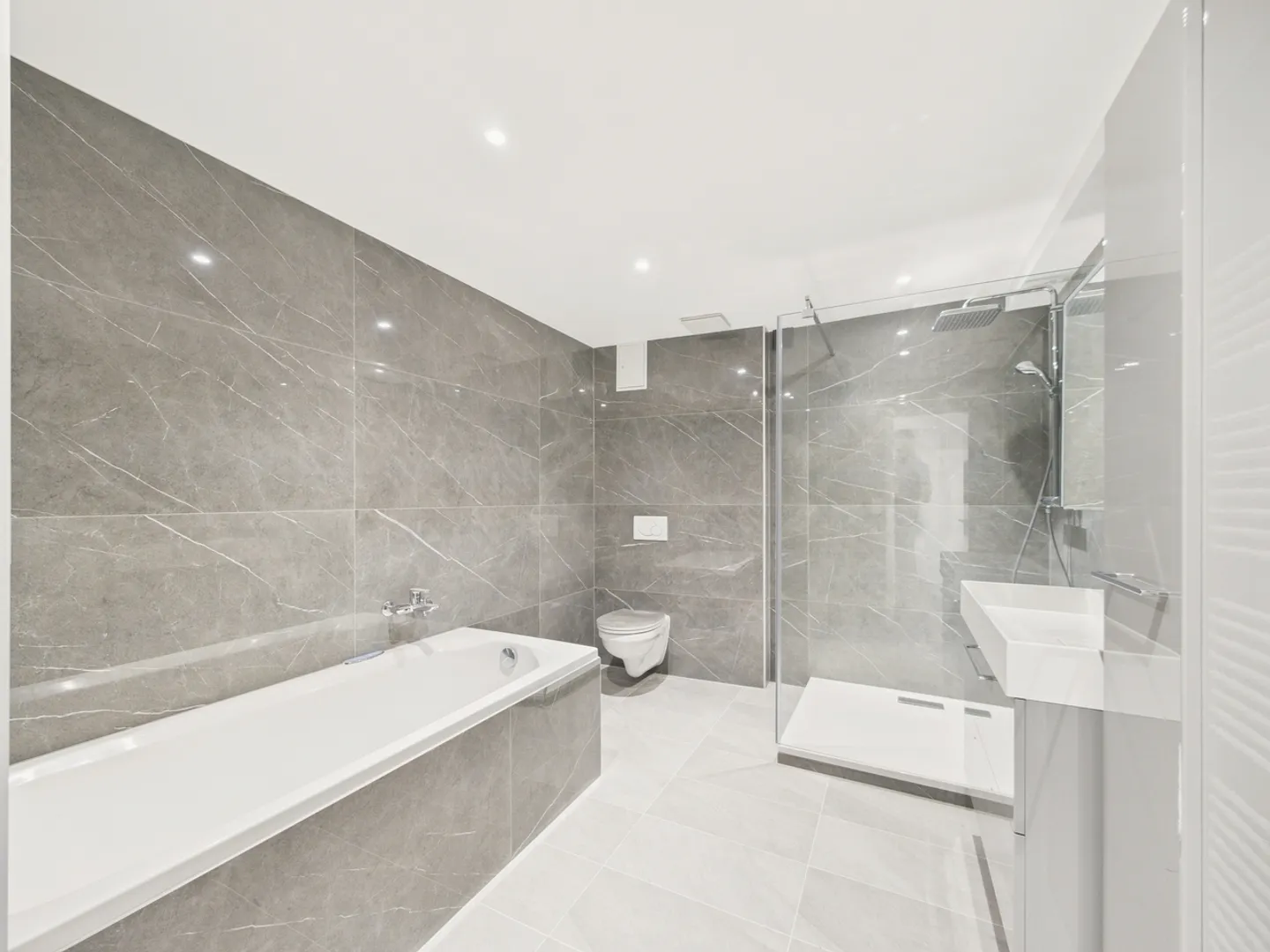 Renovierte 3,5-Zimmer-Wohnung, 102 m², Altstadt - Foto 7 von 9