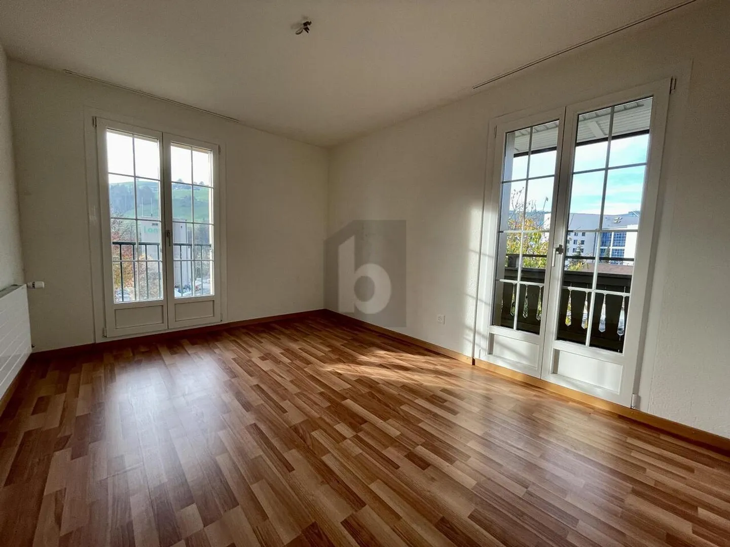 AM BAHNHOF ENTLEBUCH MIT STARKER RENDITE - Foto 4 von 6