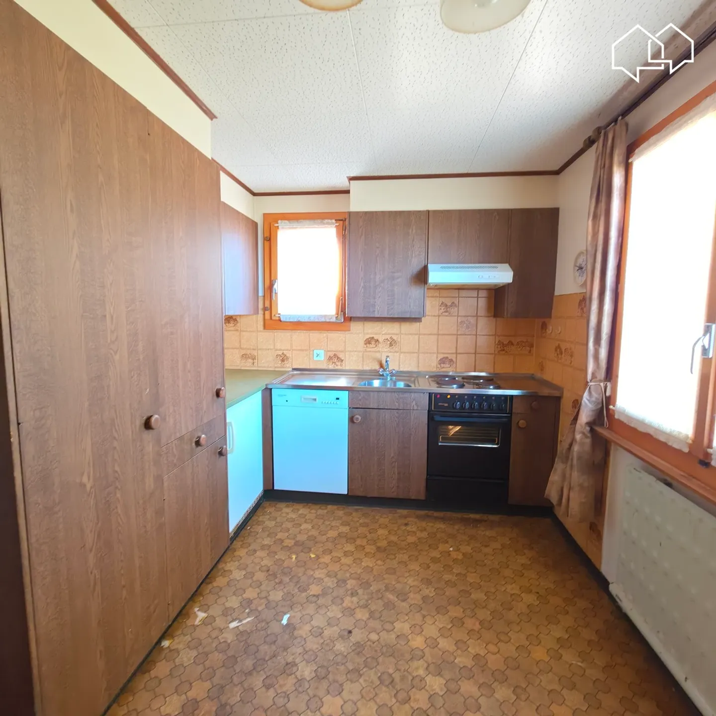 Detached house of 4.5 rooms on the edge of agricultural land - Photo 5 of 15