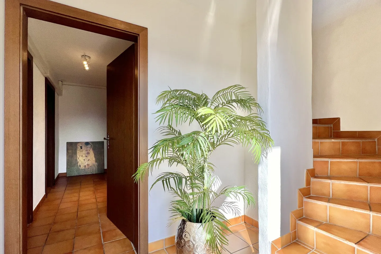 SOLD!!! Charming single-family house with pool and separate guest studio - Photo 13 of 40