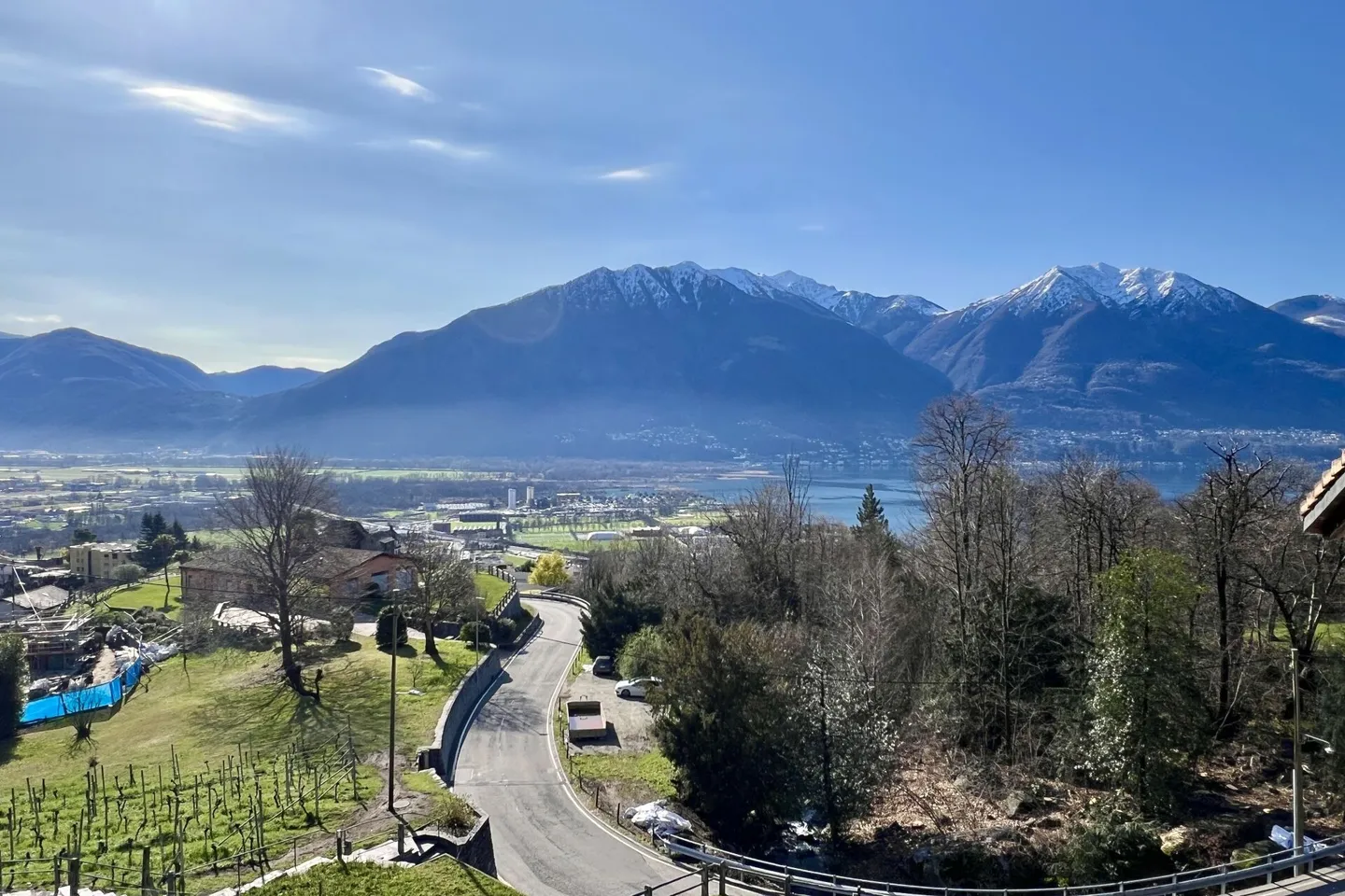 SOLD!!! Charming single-family house with pool and separate guest studio - Photo 35 of 40