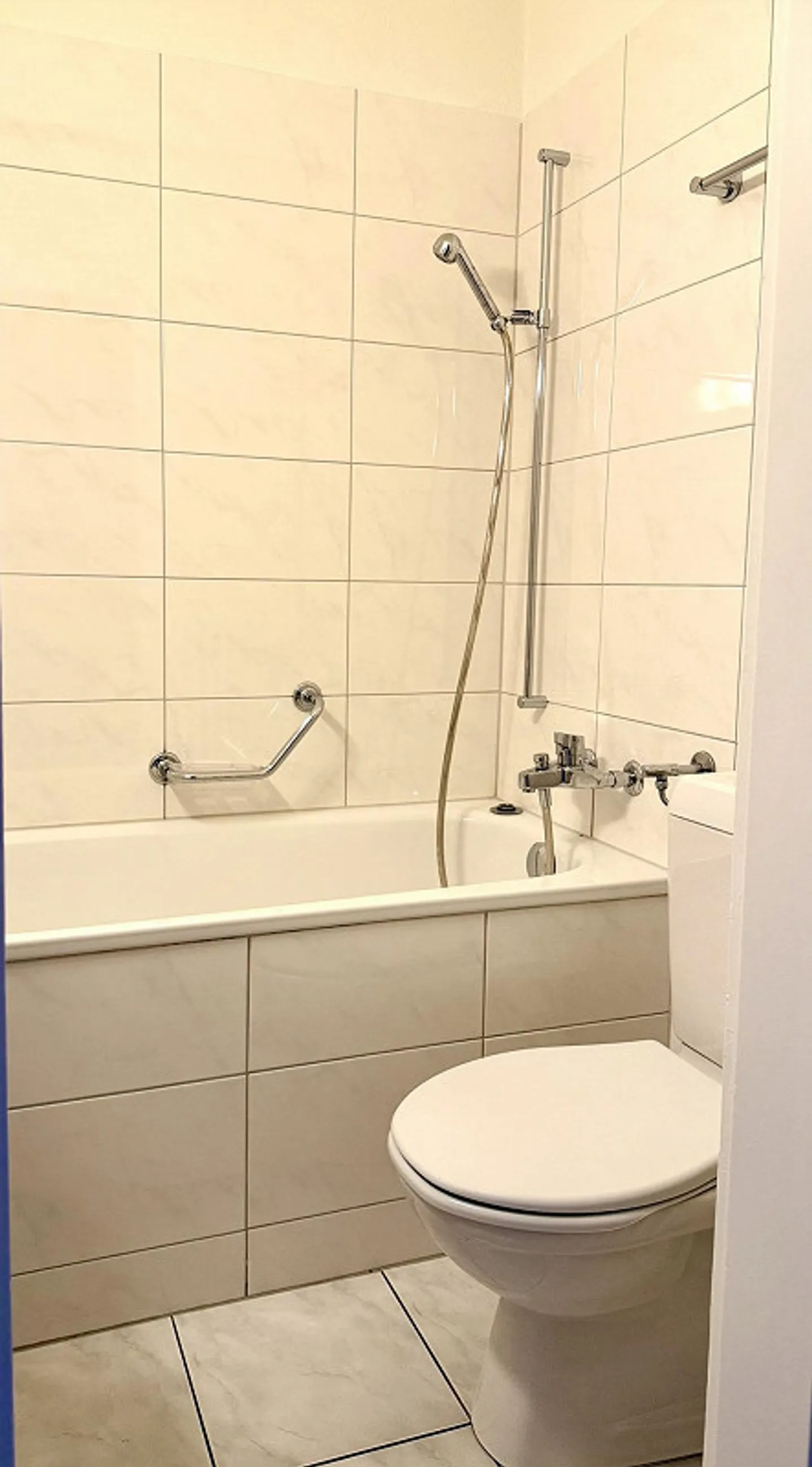 Appartamento affascinante con 4 stanze - Foto 5 di 6