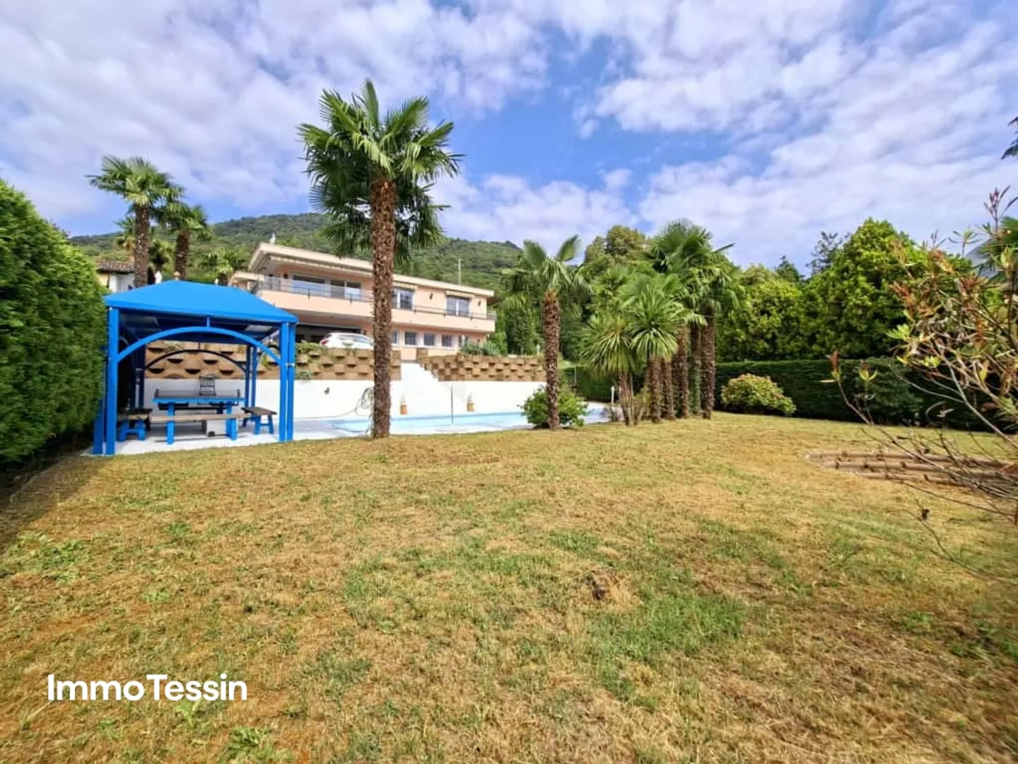 HIGHLIGHT: Elegant Villa with Pool & Large Garden just Minutes from Lugano and Lake Lugano - Photo 2 of 13