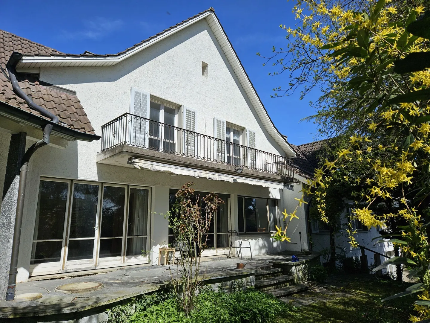 Villa di campagna con molto spazio - Foto 2 di 25