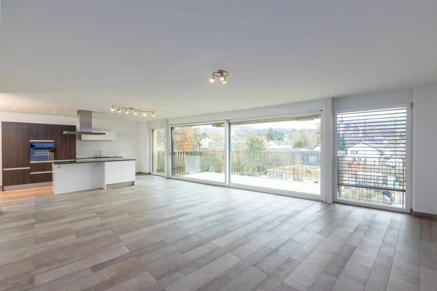 Modern 4-room apartment in a quiet residential area in Riehen - Photo 9 of 9