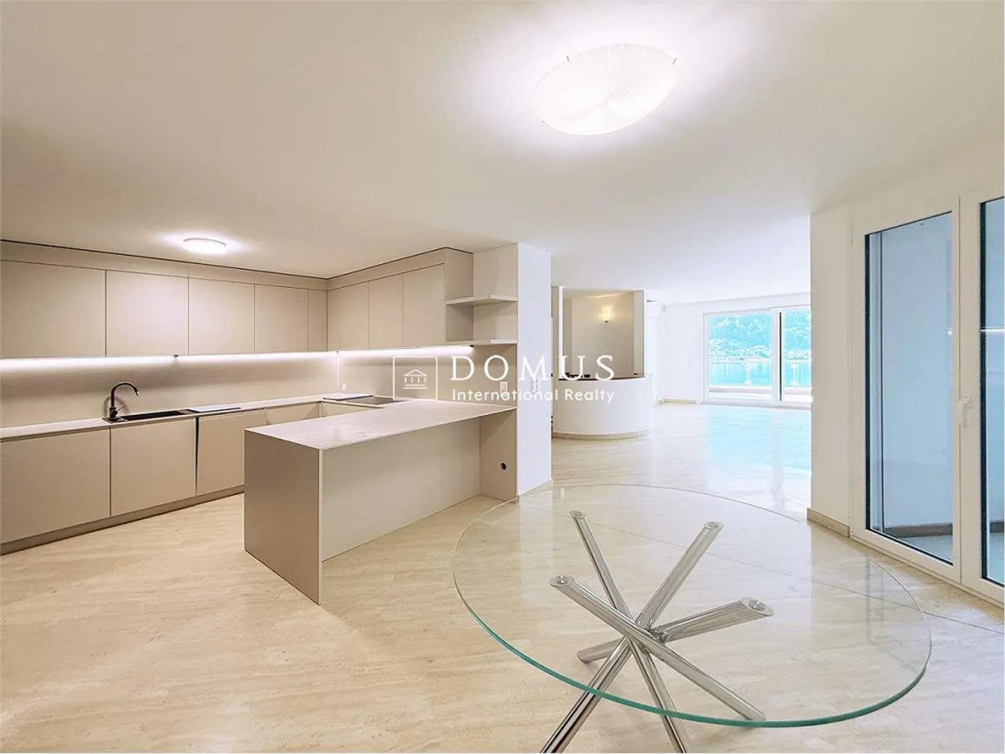 magnificent apartment in Morcote - Photo 7 of 13