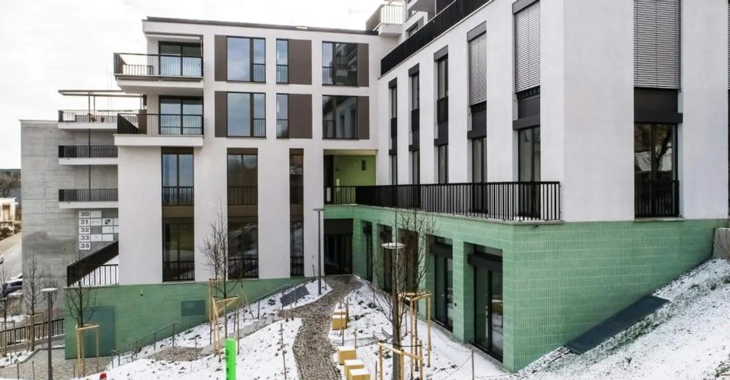 Charmantes Büro mit Seeblick - Foto 1 von 12