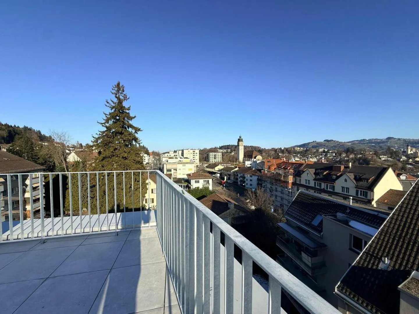 Exclusive Maisonette Apartment New Build with Large Roof Terrace - Photo 8 of 23