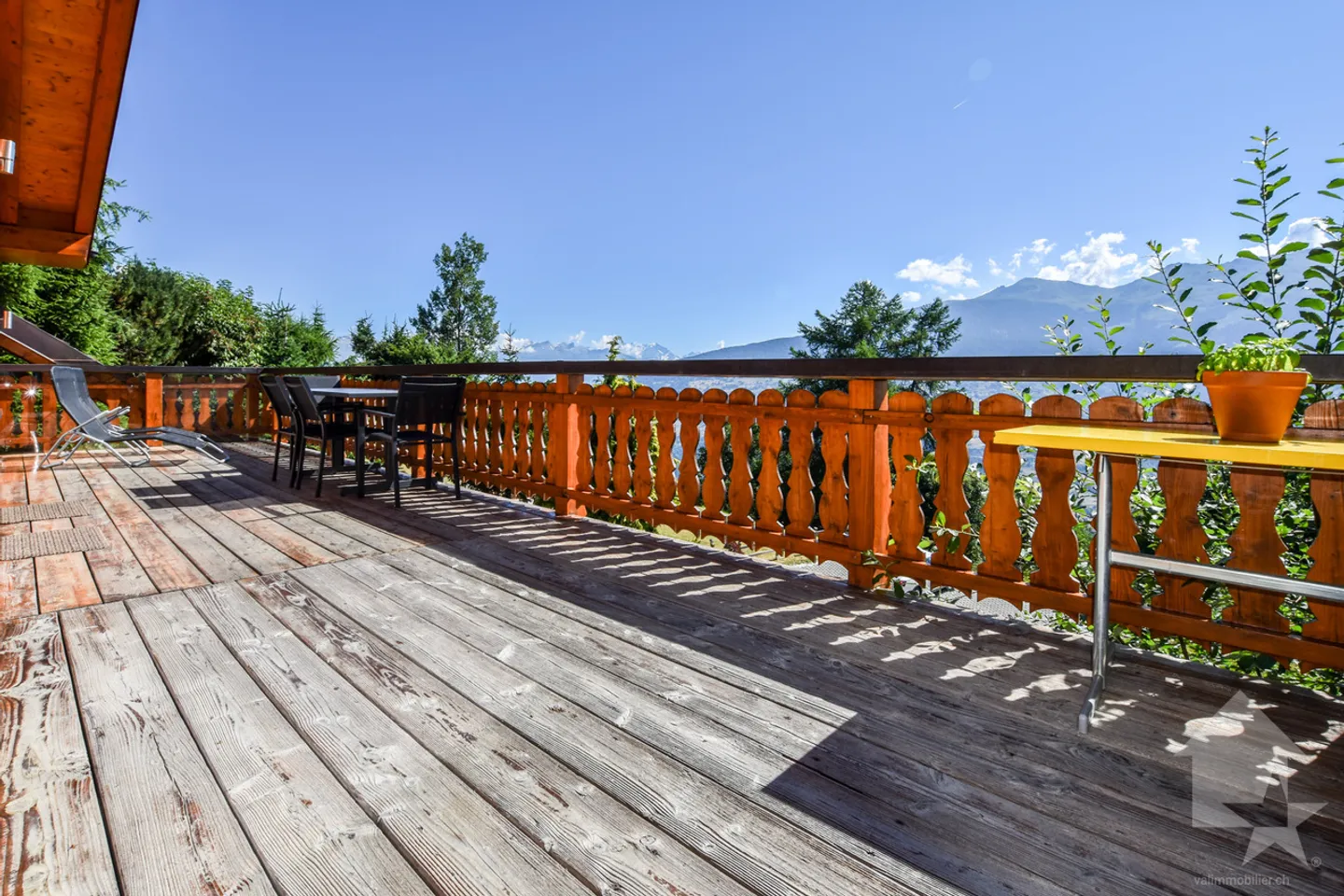 Magnificent chalet near the ski slopes - Photo 18 of 32