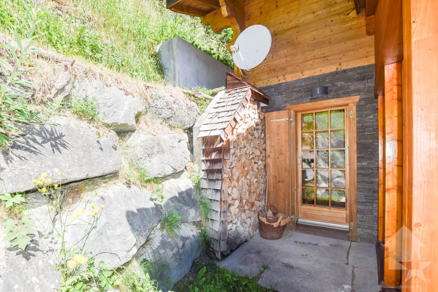 Magnificent chalet near the ski slopes - Photo 31 of 32