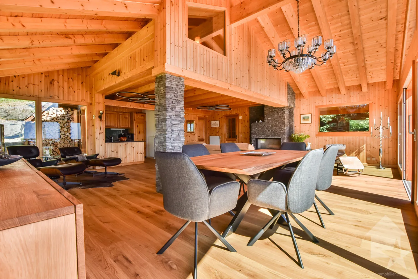 Magnificent chalet near the ski slopes - Photo 8 of 32