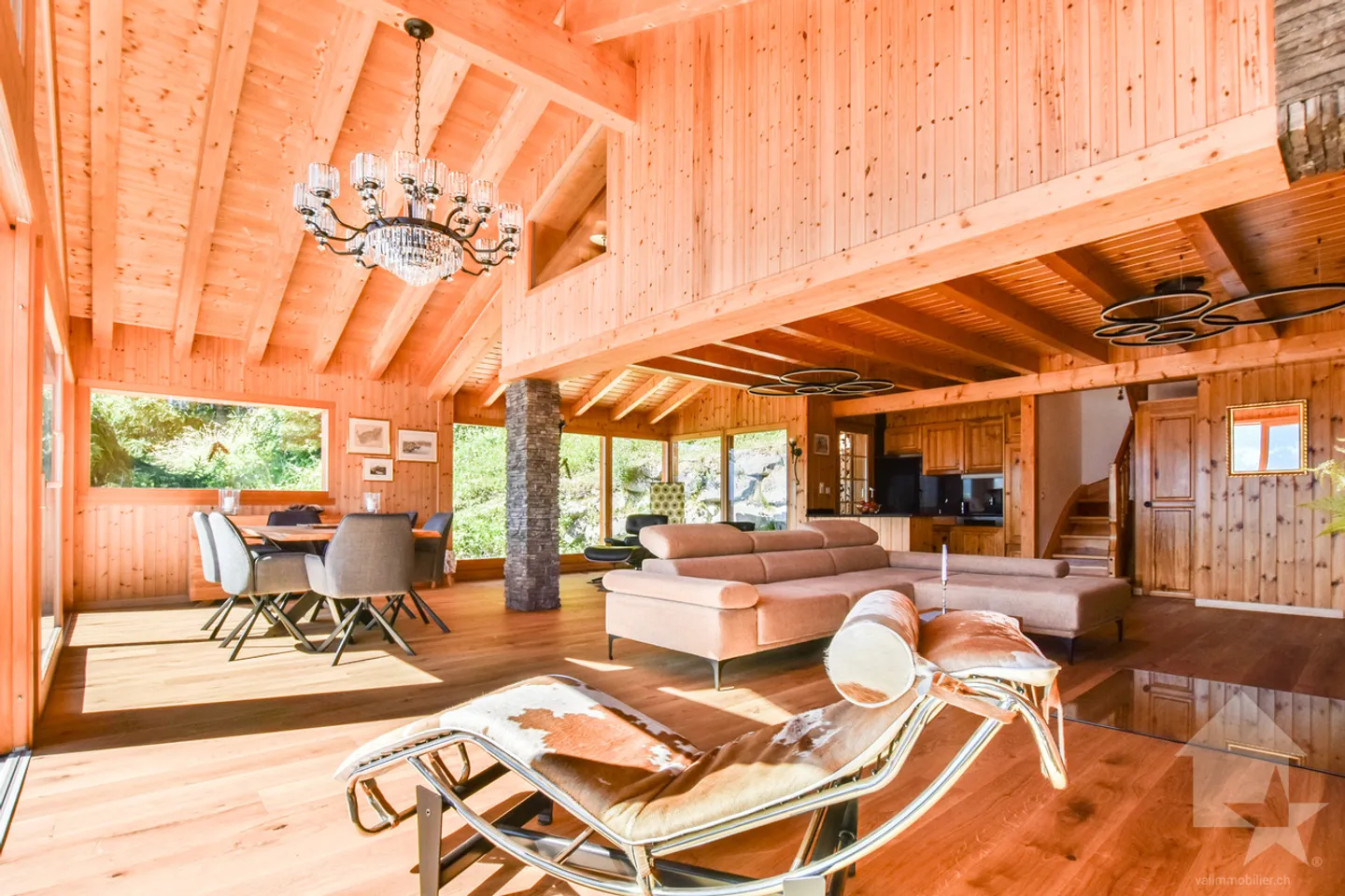 Magnificent chalet near the ski slopes - Photo 10 of 32