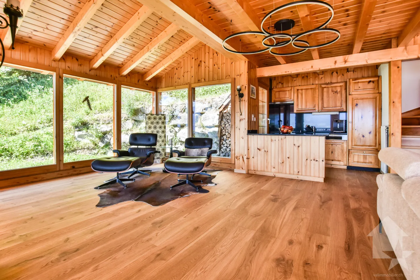 Magnificent chalet near the ski slopes - Photo 14 of 32