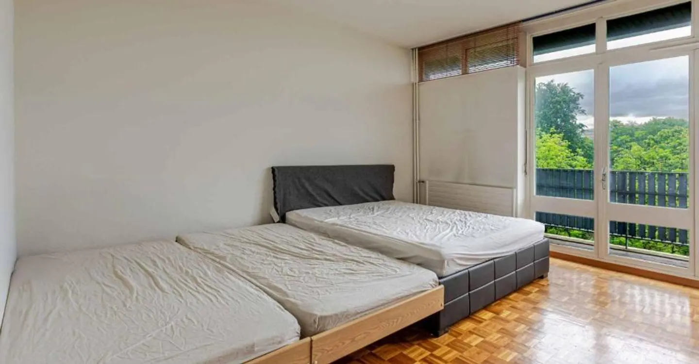 Magnificent 4-room crossing apartment - Photo 3 of 7