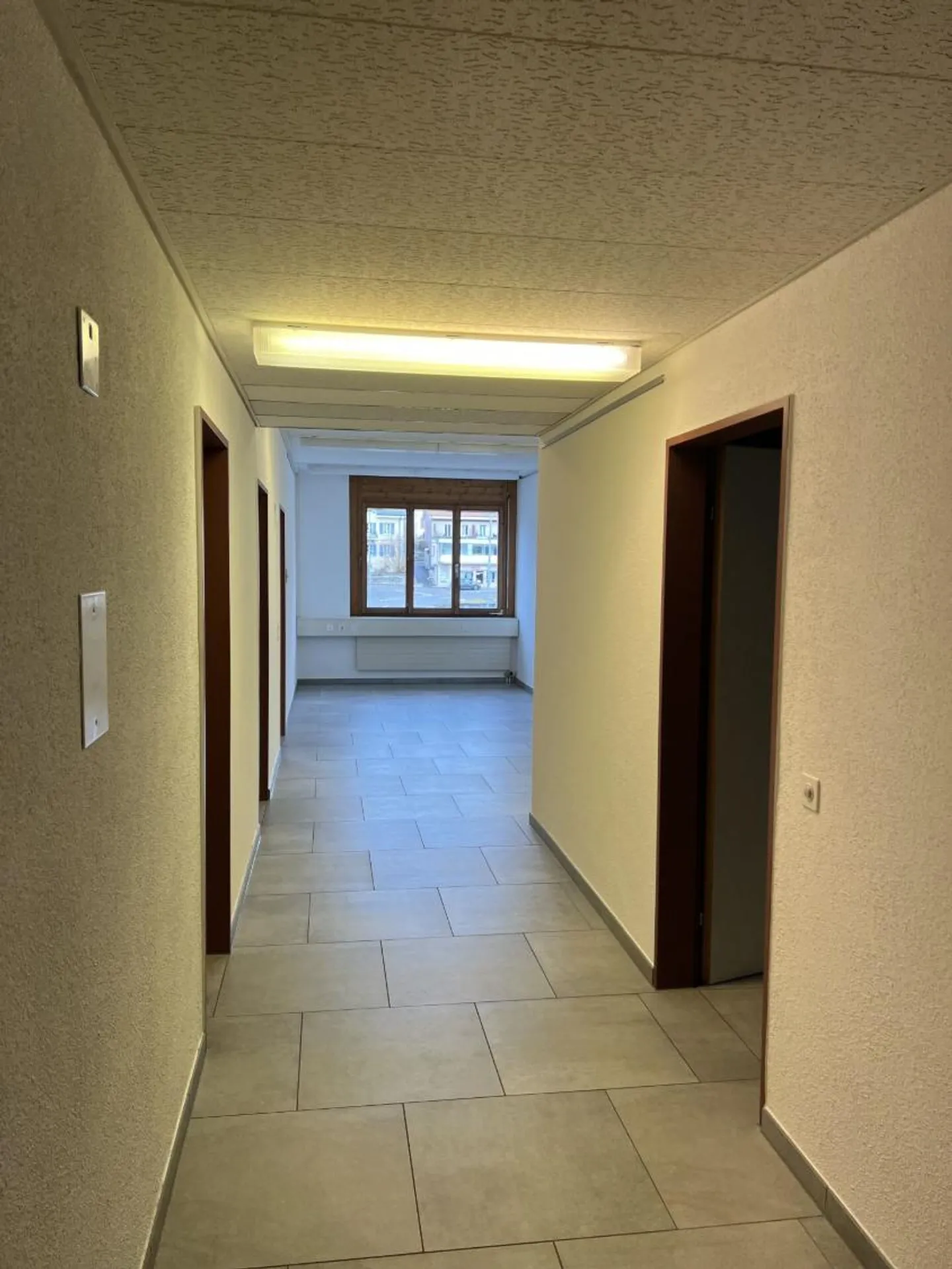Espace Commercial à Reconvilier - Photo 5 sur 8