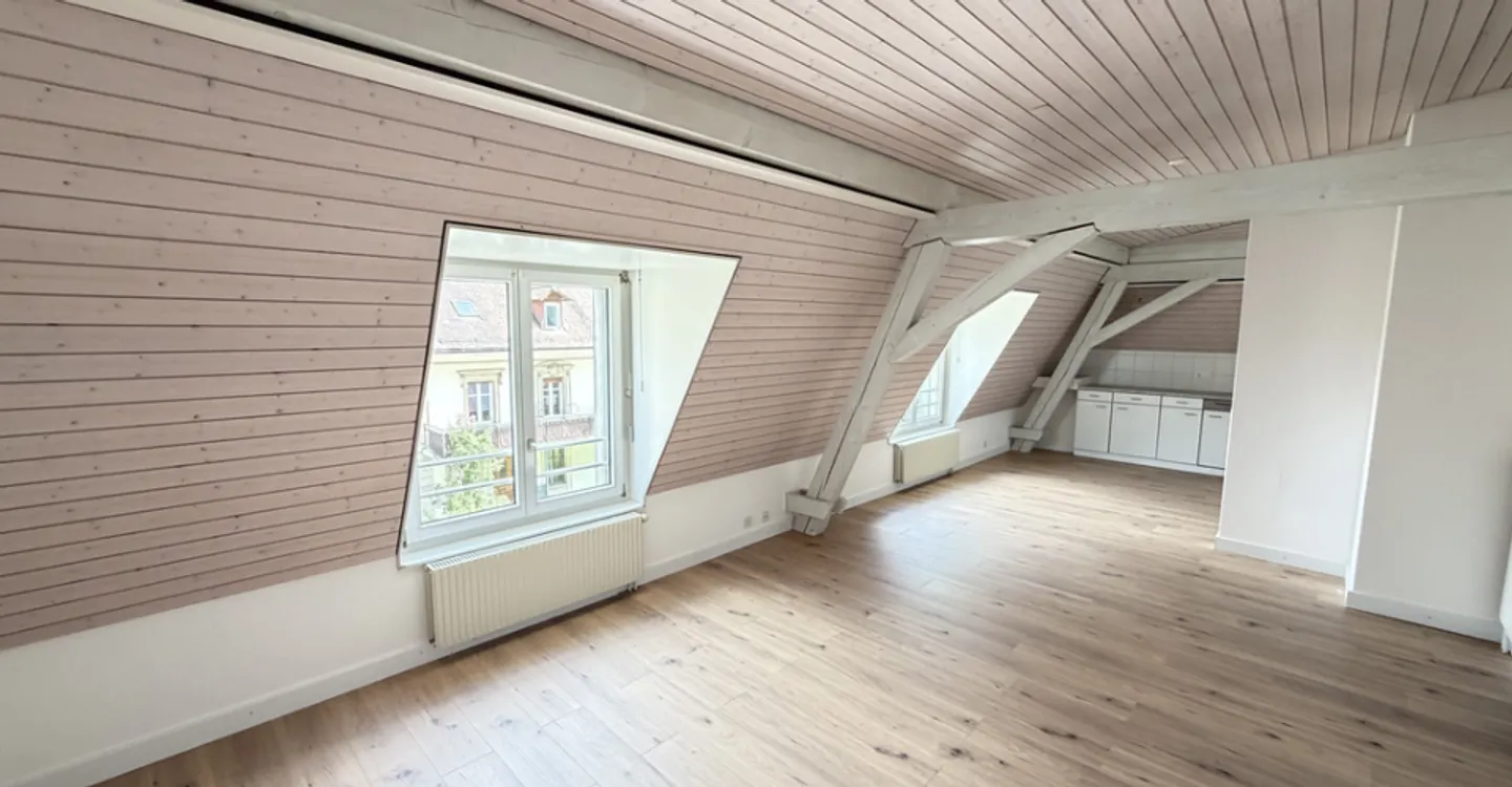 Appartement Charmant avec Terrasse - Photo 1 sur 11