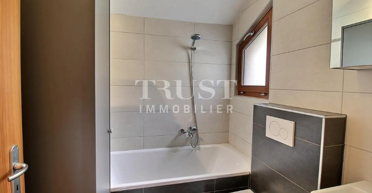 LUC - AYENT – MAGNIFIQUE GRANGE RÉNOVÉE AVEC MAISON VILLAGEOISE - Photo 11 of 11