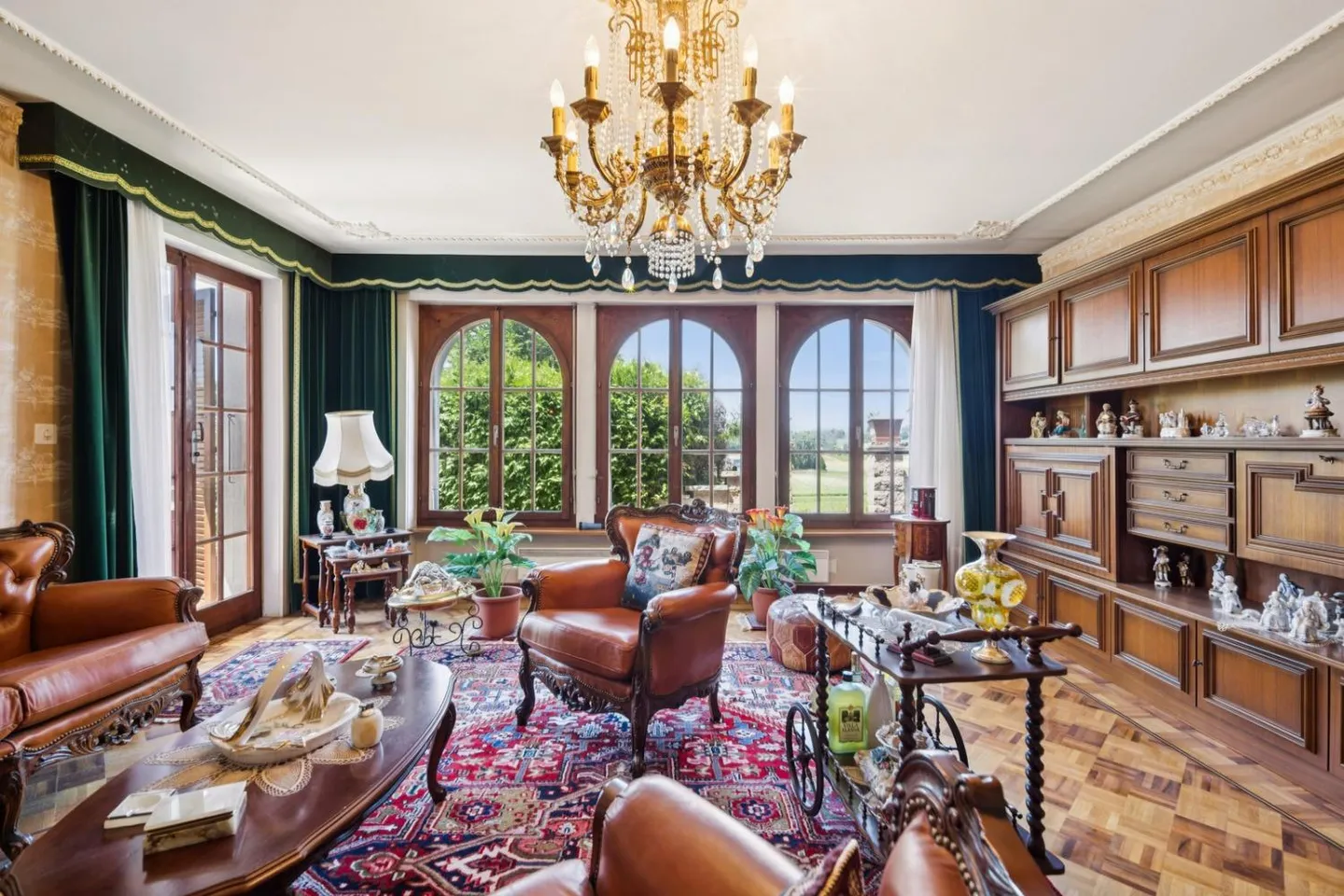 Grundstück mit hohem Potenzial und bestehendem Haus für Investoren - Foto 4 von 13