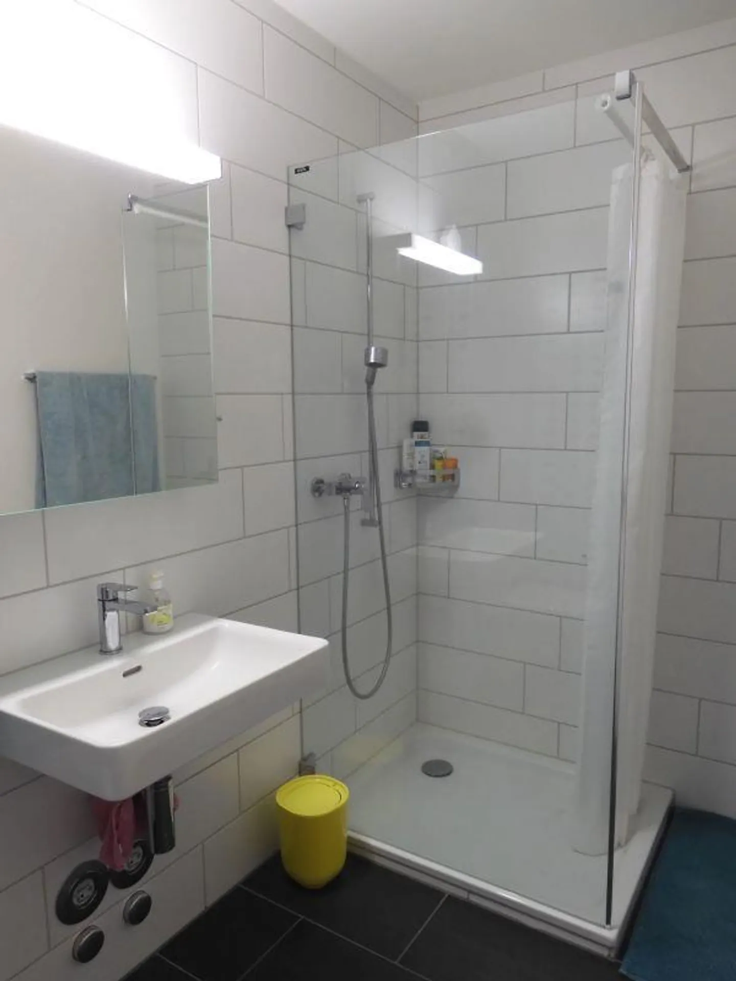 Appartement ultra moderne - Appartement 3.5 pièces proche de la gare, ensoleillé et spacieux - Photo 6 sur 11