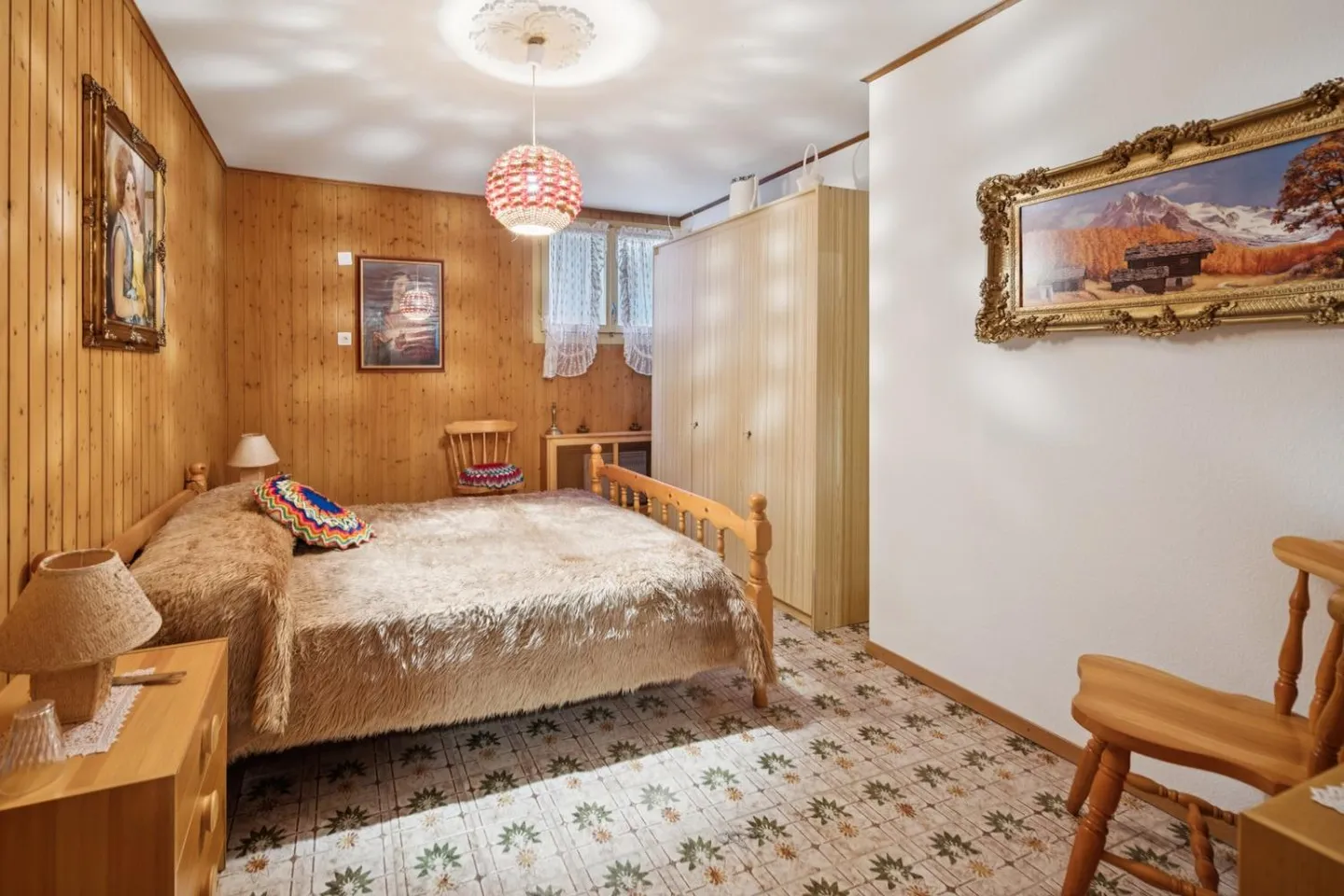 Grundstück mit hohem Potenzial und bestehendem Haus für Investoren - Foto 9 von 13