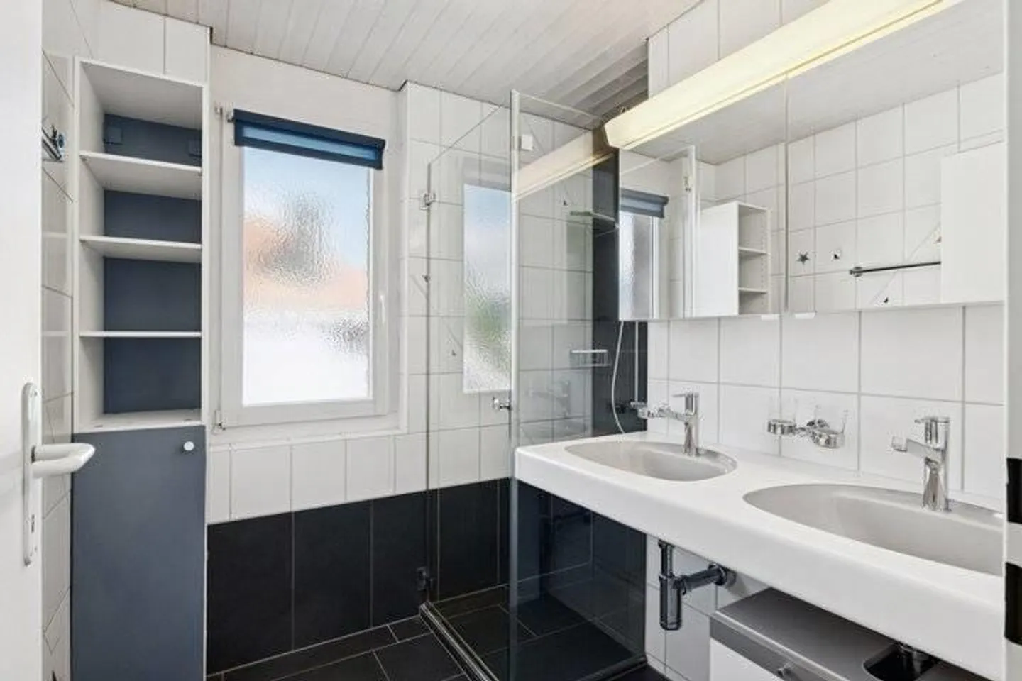Elegant Attic Apartment in Walliswil - Photo 6 of 8