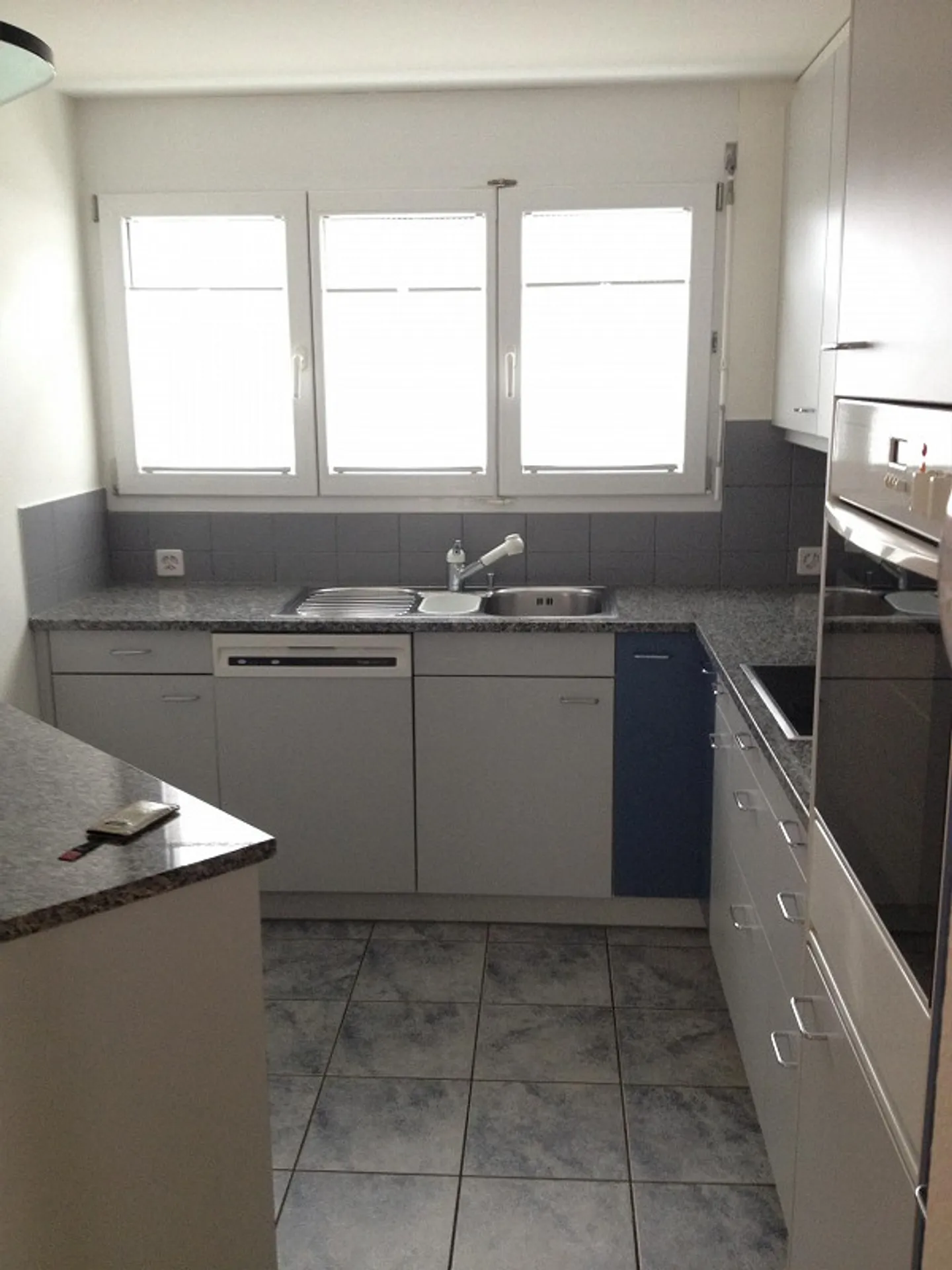 Beautiful semi-detached family house in a quiet location - Photo 6 of 12