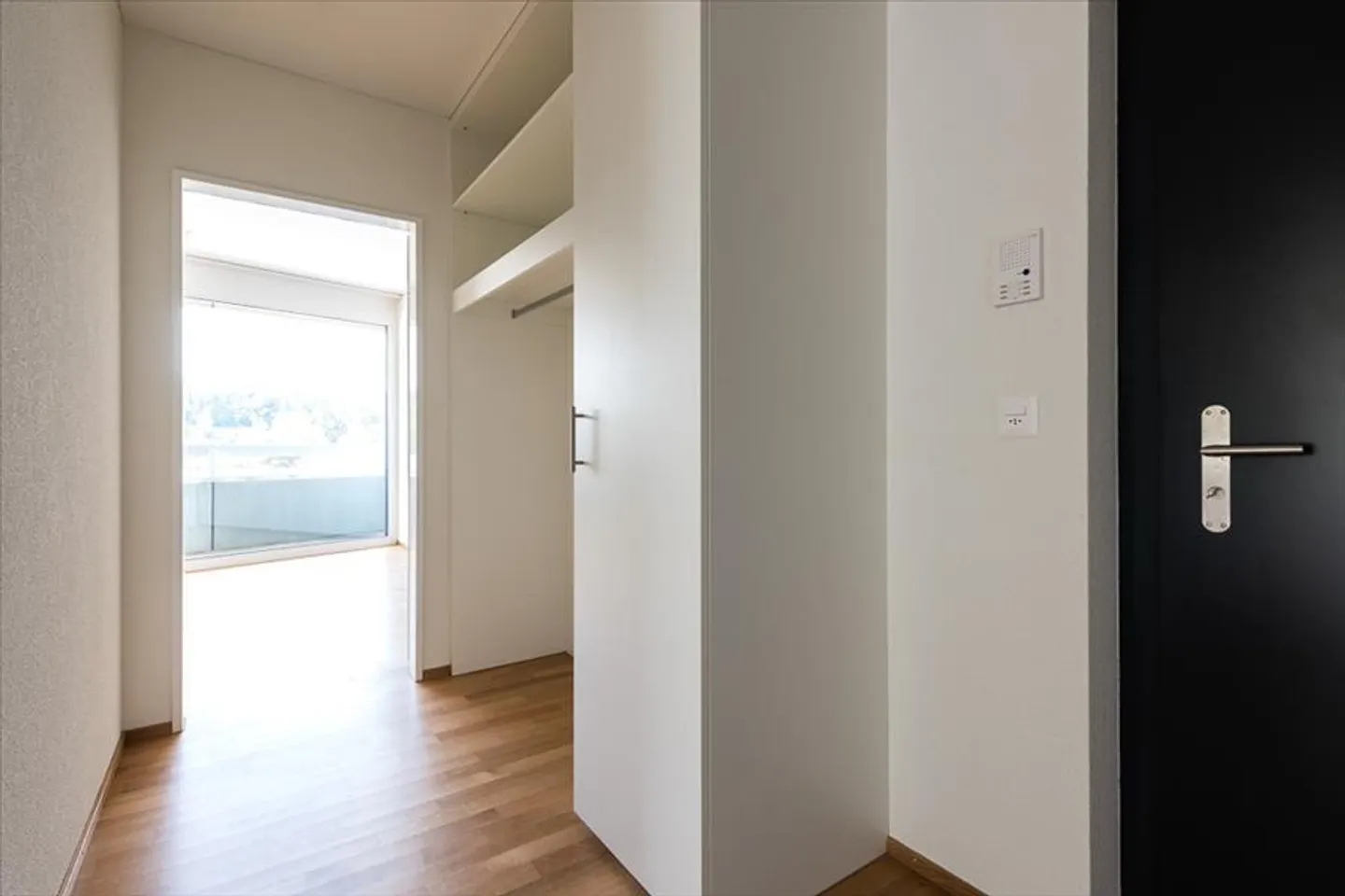 Stilvolles Apartment mit Balkon - Foto 6 von 7