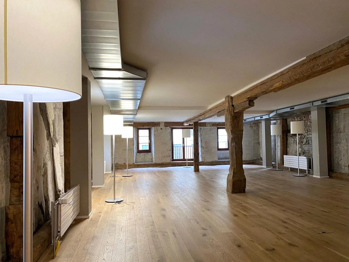 High-quality office space in a central downtown location - Photo 5 of 9