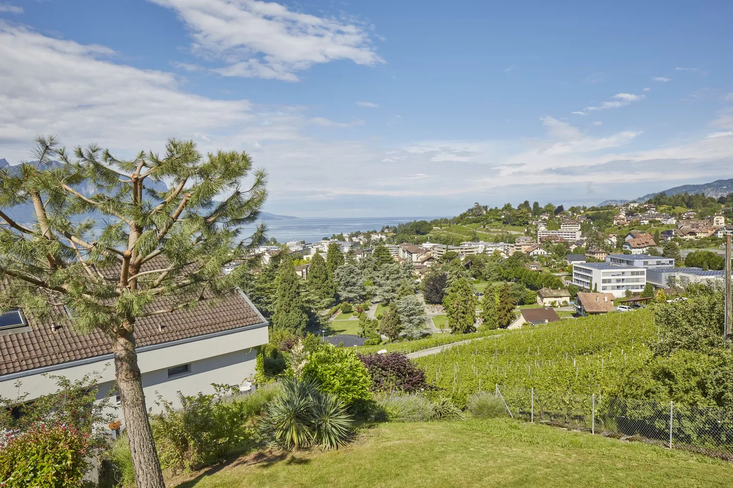 Magnifica villa familiare di 6 stanze con vista mozzafiato - Foto 17 di 18