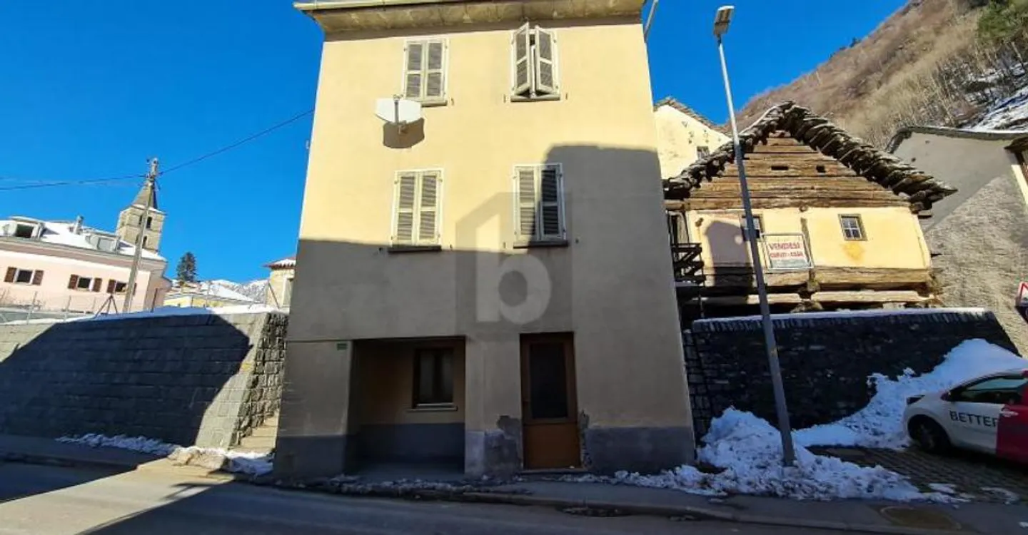 Charming Renovation Opportunity - Photo 1 of 6