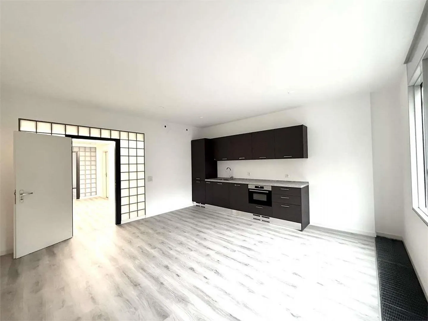 Lugano, prestigebüro mit 7 Räumen und Panoramablick auf den See - Foto 7 von 9